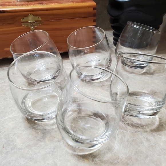 Rocker Wobble Whiskey Glasses. Set of 6. Great condition. Glass. Bar theme - Picture 2 of 9